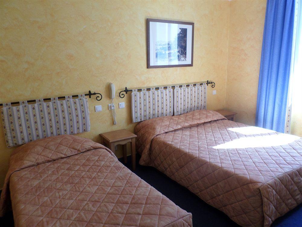 Brit Hotel Acacias Arles Luaran gambar