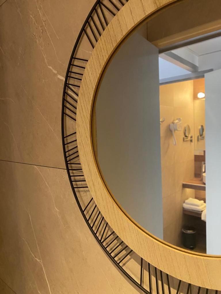 Brit Hotel Acacias Arles Luaran gambar